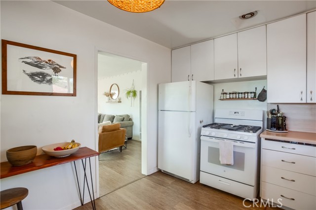 Detail Gallery Image 12 of 44 For 142 Avenida Pelayo a,  San Clemente,  CA 92672 - 2 Beds | 1 Baths