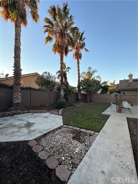 7297 Cobble Creek Drive, Eastvale CA: https://media.crmls.org/medias/6c27dd56-40ed-46a6-b13e-56d70aab05e2.jpg