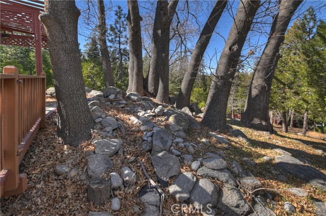 28621 Shenandoah Drive, Lake Arrowhead CA: https://media.crmls.org/medias/6c28e17a-277a-4e7a-b4d5-6c7c867804c5.jpg