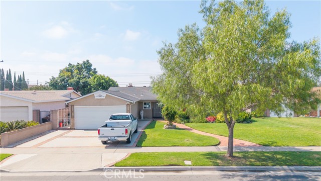 5132 New York Avenue, Cypress CA: https://media.crmls.org/medias/6c28f201-b2af-4906-a7f3-c093e2d22455.jpg