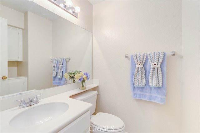 Detail Gallery Image 11 of 28 For 30 Fulmar Ln, Aliso Viejo,  CA 92656 - 2 Beds | 2/1 Baths