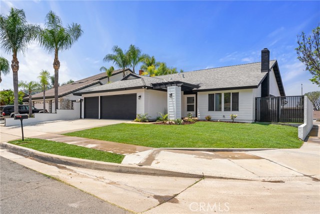 146 N Quail Lane, Orange CA: https://media.crmls.org/medias/6c29cf7f-9616-4945-a741-55daf3eb0420.jpg