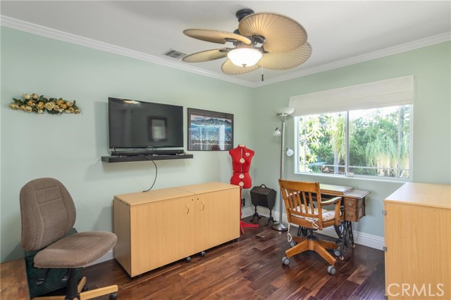 Detail Gallery Image 20 of 29 For 13542 Ashbrook Ln, Moorpark,  CA 93021 - 4 Beds | 3/1 Baths