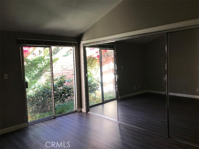 Detail Gallery Image 5 of 9 For 5945 Armaga Spring Rd #B,  Rancho Palos Verdes,  CA 90275 - 1 Beds | 1 Baths