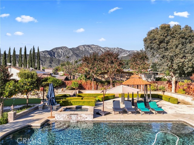 Detail Gallery Image 5 of 40 For 5737 Peridot, Rancho Cucamonga,  CA 91701 - 5 Beds | 2/1 Baths