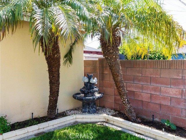 Detail Gallery Image 35 of 39 For 4856 Lomina Ave, Lakewood,  CA 90713 - 3 Beds | 1 Baths