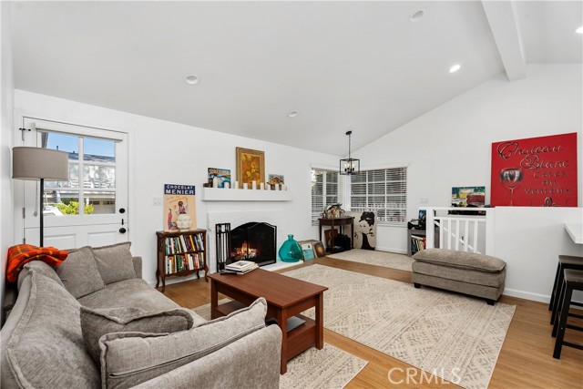 Detail Gallery Image 7 of 35 For 617 Lombardy, Laguna Beach,  CA 92651 - 3 Beds | 3 Baths