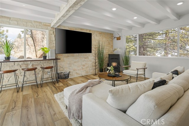 Detail Gallery Image 58 of 71 For 827 Penninsula, Big Bear Lake,  CA 92315 - 3 Beds | 2 Baths