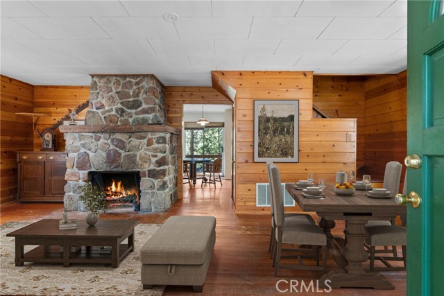 26251 Alpine Lane, Twin Peaks CA: https://media.crmls.org/medias/6c2c4cfd-2ca8-4dbd-88b9-248691770d6f.jpg