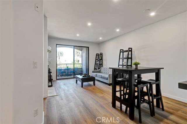 Detail Gallery Image 10 of 32 For 555 Maine Ave #225,  Long Beach,  CA 90802 - 2 Beds | 2 Baths