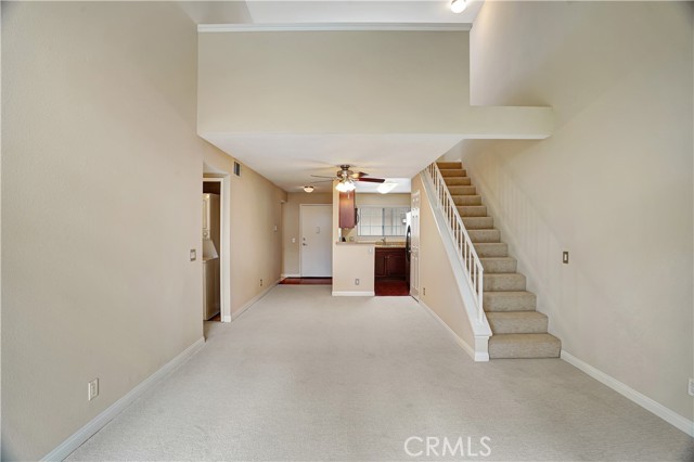 5510 Owensmouth Avenue, Woodland Hills CA: https://media.crmls.org/medias/6c2c7157-6859-48e4-88be-d8cc8909d46f.jpg