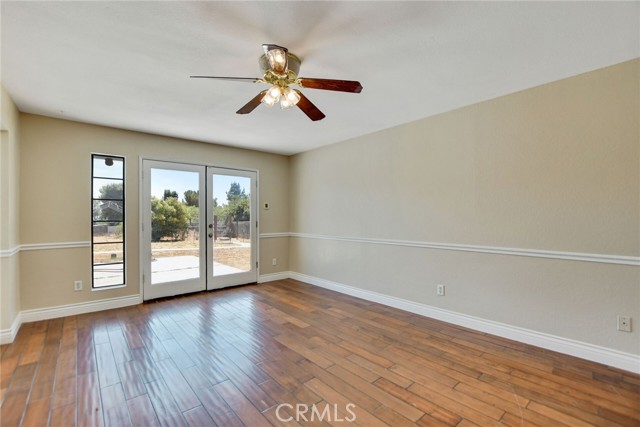 Detail Gallery Image 17 of 39 For 35823 Avenue Avenue, Yucaipa,  CA 92399 - 5 Beds | 3 Baths