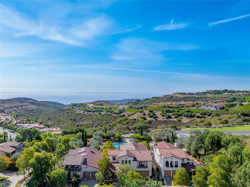 https://media.crmls.org/medias/6c2ea73b-a1d8-48c2-b10f-3bc4e5734553.jpg?preset=X-Large