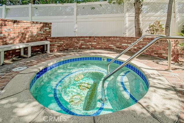 Detail Gallery Image 48 of 59 For 4950 Louise Ave #105,  Encino,  CA 91316 - 2 Beds | 2 Baths