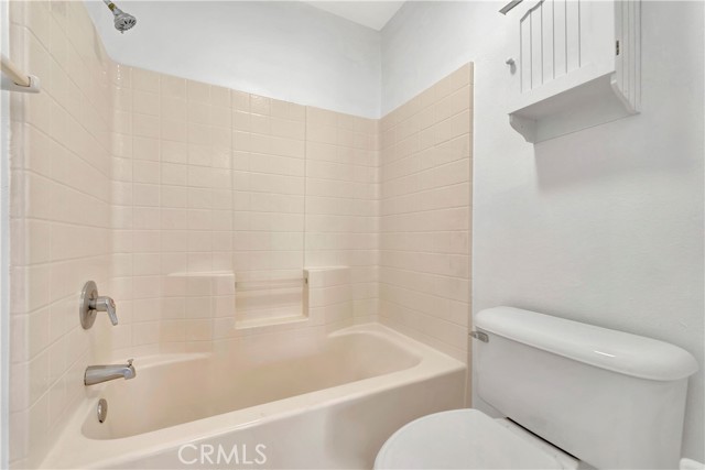 2871 Player Lane, Tustin CA: https://media.crmls.org/medias/6c2ff229-dfd1-454c-bcaa-c92169bf98b1.jpg