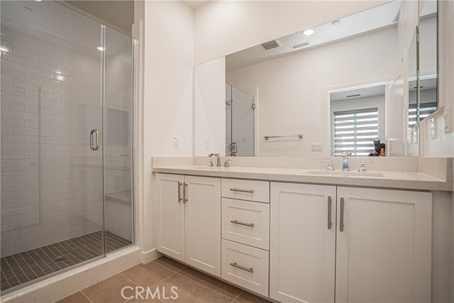 Detail Gallery Image 29 of 48 For 2317 W Broadway #6,  Anaheim,  CA 92804 - 4 Beds | 3/1 Baths