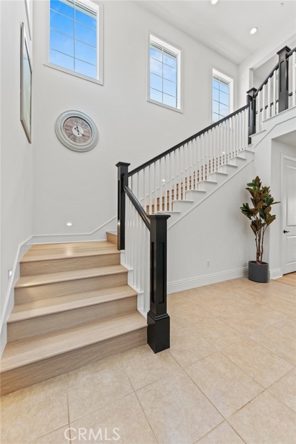 Detail Gallery Image 12 of 54 For 115 Mustard, Irvine,  CA 92618 - 4 Beds | 4/1 Baths