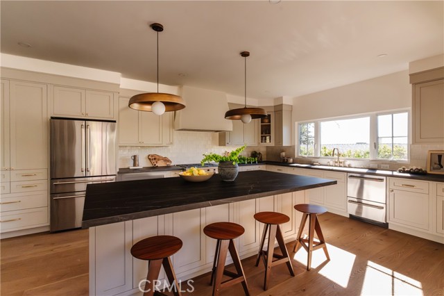 Detail Gallery Image 5 of 20 For 2201 N Hobart Bld, Los Angeles,  CA 90027 - 4 Beds | 4 Baths