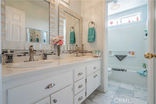 Detail Gallery Image 18 of 46 For 23599 Gingerbread Dr, Murrieta,  CA 92562 - 4 Beds | 2/1 Baths