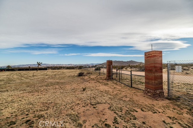 Detail Gallery Image 37 of 50 For 60786 Lynwood Rd, Joshua Tree,  CA 92252 - – Beds | – Baths