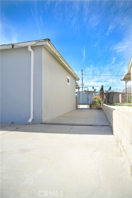 Image 3 for 6002 Elmwood Rd, San Bernardino, CA 92404