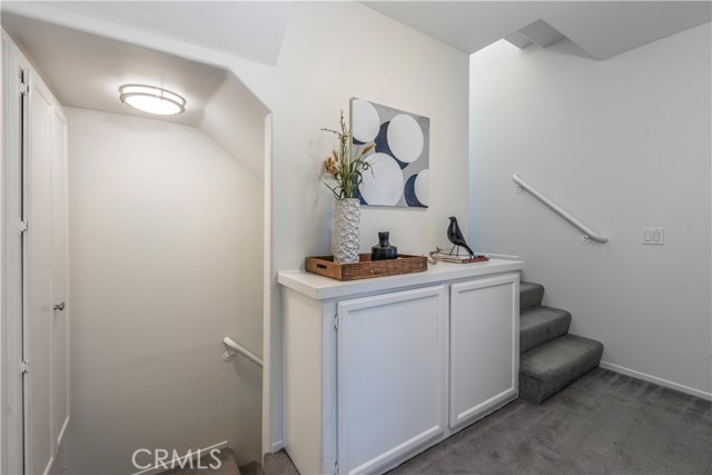 Detail Gallery Image 12 of 29 For 4201 Radford Ave #6,  Studio City,  CA 91604 - 2 Beds | 2/1 Baths
