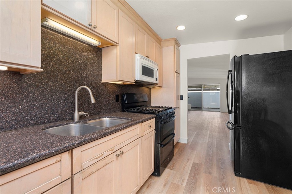 MLS #ND25257577 image #20