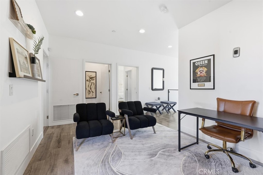 MLS #SB25275108 image #21