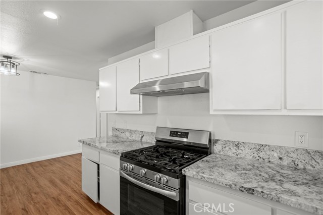 Detail Gallery Image 5 of 20 For 164 E Highland Ave, Redlands,  CA 92373 - 3 Beds | 1 Baths