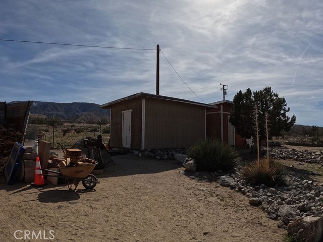 Detail Gallery Image 17 of 67 For 30000 Buchannon Ranch Rd, Llano,  CA 93544 - 3 Beds | 2 Baths