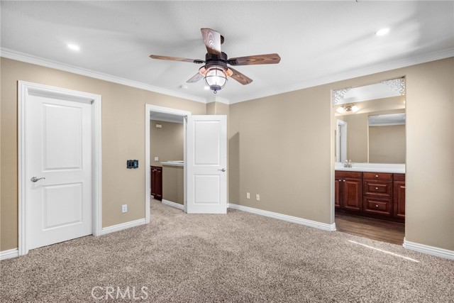19539 Laroda, Saugus CA: https://media.crmls.org/medias/6c3b3bb8-359f-40c8-ab74-a9864ca78b5e.jpg