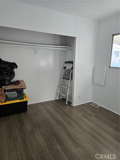 4400 Philadelphia Street, Chino CA: https://media.crmls.org/medias/6c3b5c8b-4913-4c29-bba1-870c47cafb43.jpg