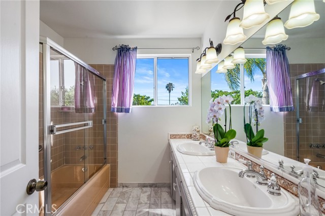 Detail Gallery Image 24 of 72 For 3943 Exultant Dr, Rancho Palos Verdes,  CA 90275 - 4 Beds | 5 Baths