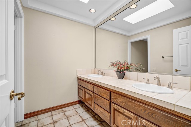 Detail Gallery Image 29 of 46 For 25902 Montanoso Dr, Mission Viejo,  CA 92691 - 4 Beds | 3/1 Baths