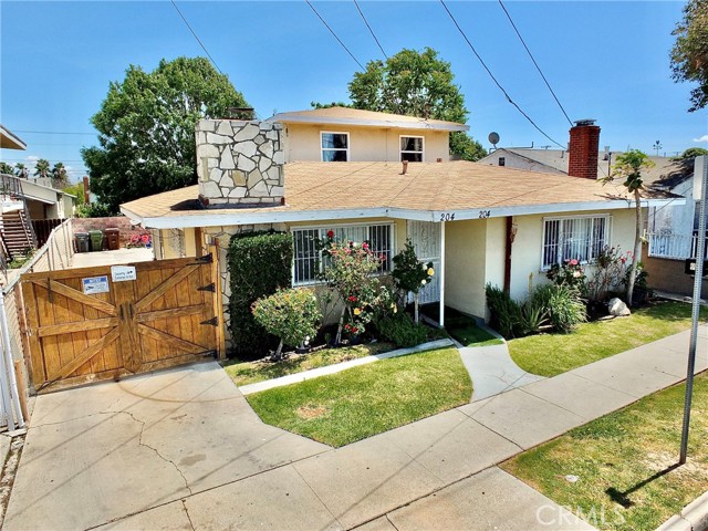 Detail Gallery Image 1 of 15 For 204 N Santa Fe Ave, Compton,  CA 90221 - – Beds | – Baths