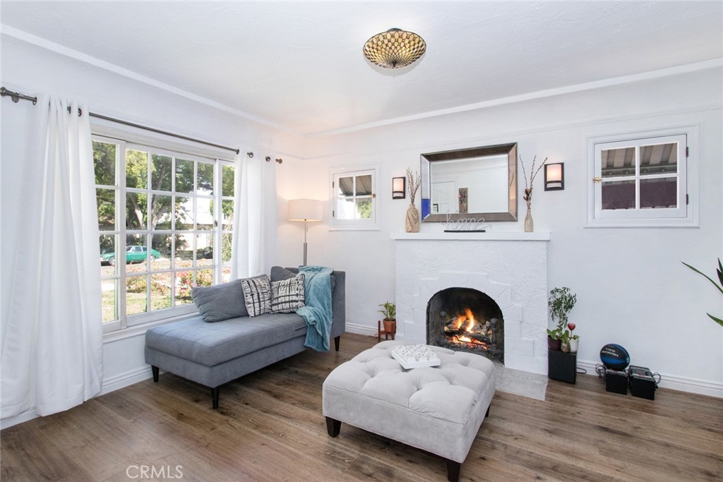 211 N Frederic StreetBurbank img 23