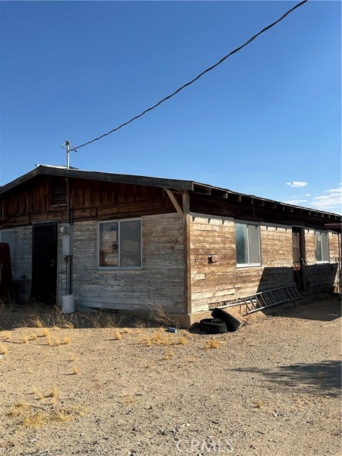 Detail Gallery Image 2 of 5 For 22273 W Main St, Barstow,  CA 92311 - 2 Beds | 1 Baths