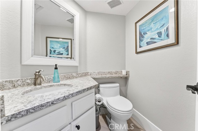 Image 17 of 45 For 17 Antibes  