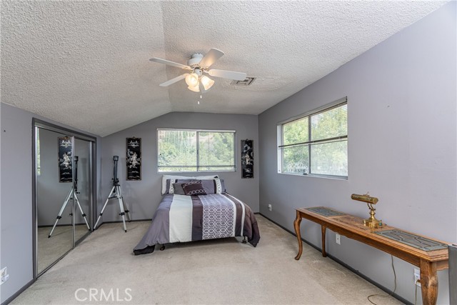 Detail Gallery Image 30 of 33 For 18644 Nau Ave, Porter Ranch,  CA 91326 - 4 Beds | 2/1 Baths