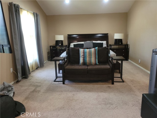 7161 N Atlantic Place, Long Beach CA: https://media.crmls.org/medias/6c414813-920c-419d-8ec8-87716d6d017b.jpg
