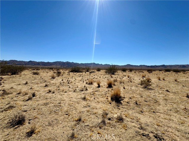 Detail Gallery Image 3 of 17 For 0 Cascade Road, Joshua Tree,  CA 92252 - – Beds | – Baths