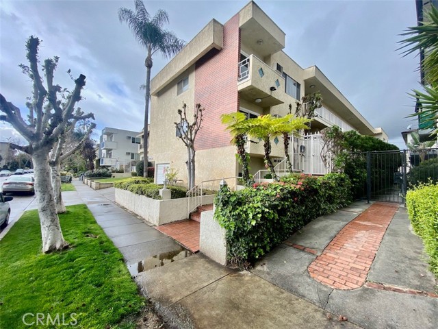 1115 S Wooster ST Unit: 201