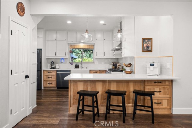Detail Gallery Image 12 of 59 For 3332 Williams Rd, Butte Valley,  CA 95965 - 6 Beds | 4 Baths