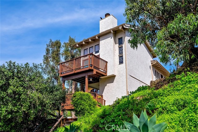 Detail Gallery Image 2 of 43 For 421 Loma Terrace, Laguna Beach,  CA 92651 - 3 Beds | 2/1 Baths