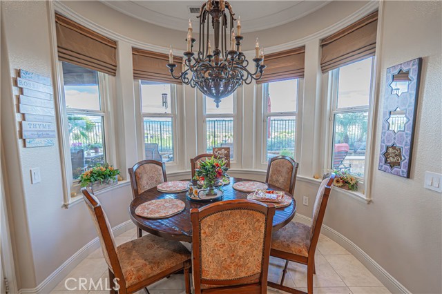 Detail Gallery Image 14 of 75 For 26524 Valley Oak Ln, Valencia,  CA 91381 - 5 Beds | 5/1 Baths