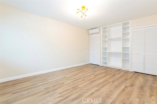Detail Gallery Image 3 of 12 For 6250 Vineland #4,  North Hollywood,  CA 91606 - 0 Beds | 1 Baths