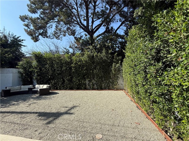 Detail Gallery Image 20 of 22 For 15159 La Maida St #B,  Sherman Oaks,  CA 91403 - 1 Beds | 1 Baths