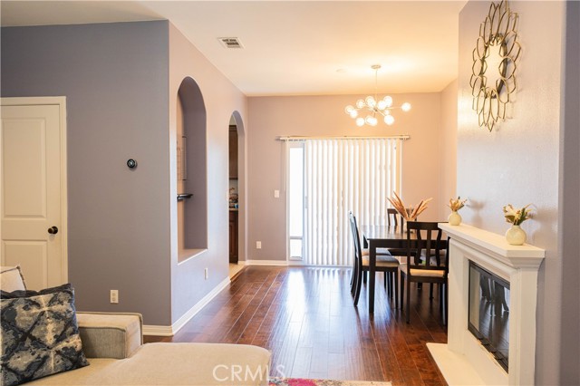 Detail Gallery Image 4 of 33 For 621 E 223rd St #C,  Carson,  CA 90745 - 3 Beds | 2/1 Baths