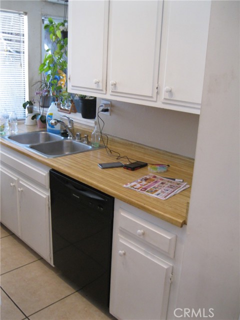235 E 7th Street, San Jacinto CA: https://media.crmls.org/medias/6c44ed99-a917-4e44-bb3c-cecbe531a9c0.jpg