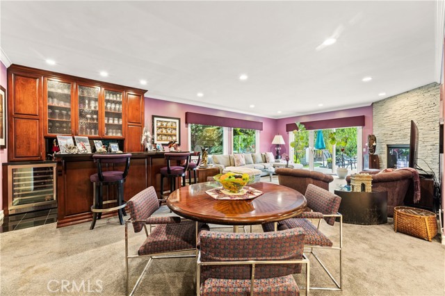 Detail Gallery Image 10 of 46 For 4960 Densmore Ave, Encino,  CA 91436 - 5 Beds | 5/2 Baths